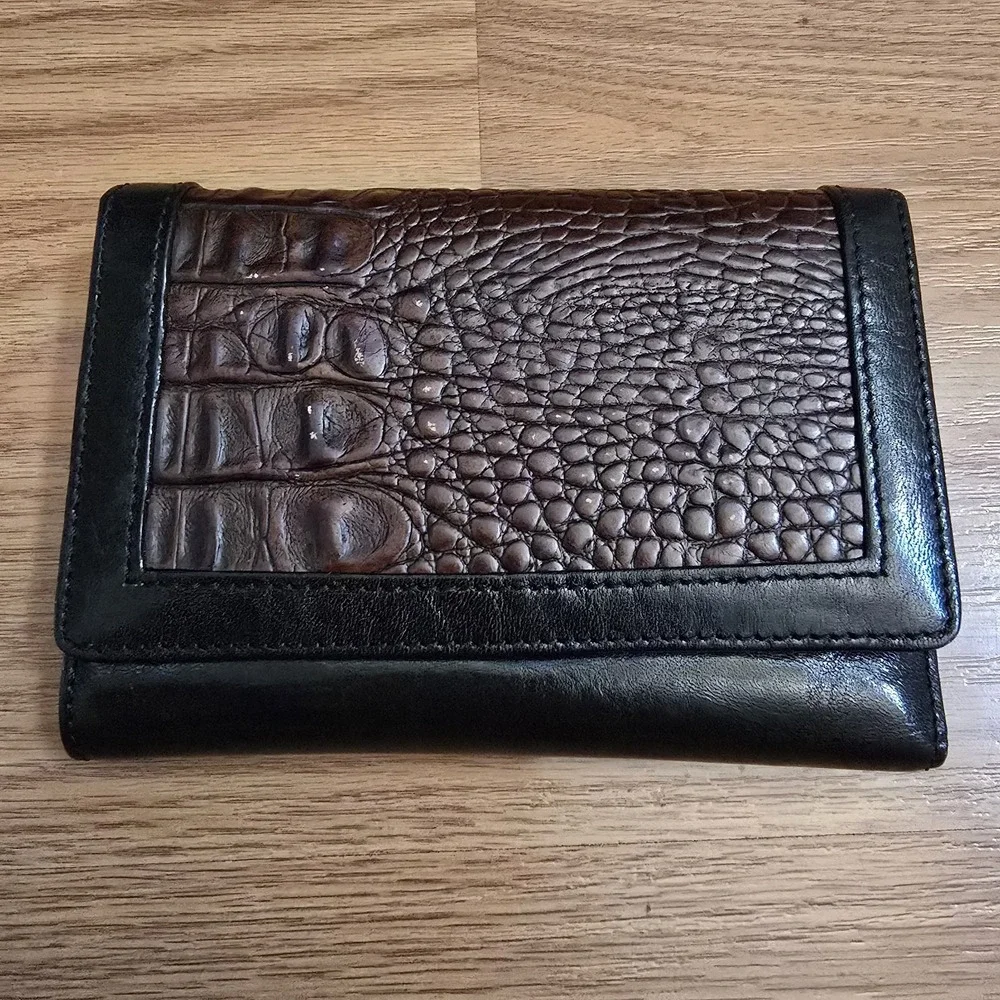Brahmin Black Leather Compact Tri Fold Wallet Crocodile Embossed Multi Card NWOT